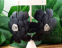 Load image into Gallery viewer, Leather Flower Earrings - Black