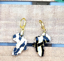 Load image into Gallery viewer, MINI The "Africa" Earrings - ACRYLIC