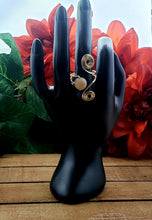 Load image into Gallery viewer, "I AM The Earth" Gold and Amber Bracelet