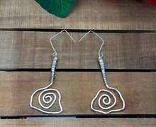 Load image into Gallery viewer, The Silver Rose Wire Earrings