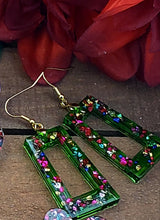 Load image into Gallery viewer, RESIN Emerald Green & Clear Hoop Earrings