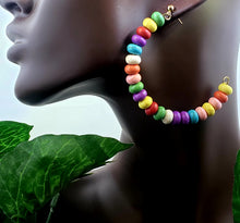 Load image into Gallery viewer, Candy Confetti Hoop Wire Earrings