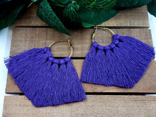 Load image into Gallery viewer, Fan Me! (Macrame) Earrings