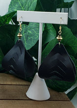 Load image into Gallery viewer, 3D Sculpted Leather Earrings