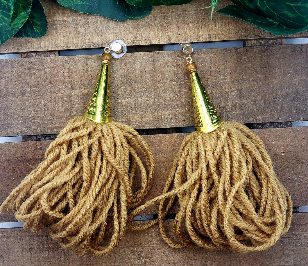 The Queen's Tassel! (Tassel) Earrings - Beige