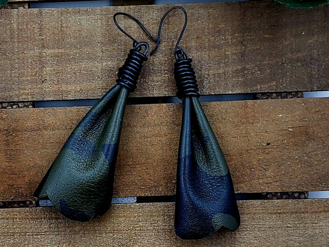 Bow Tassel Leather Earrings - Camouflage - MINI