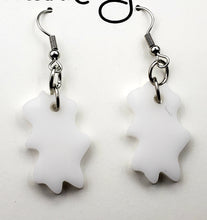 Load image into Gallery viewer, The Curvy Spot Earrings
